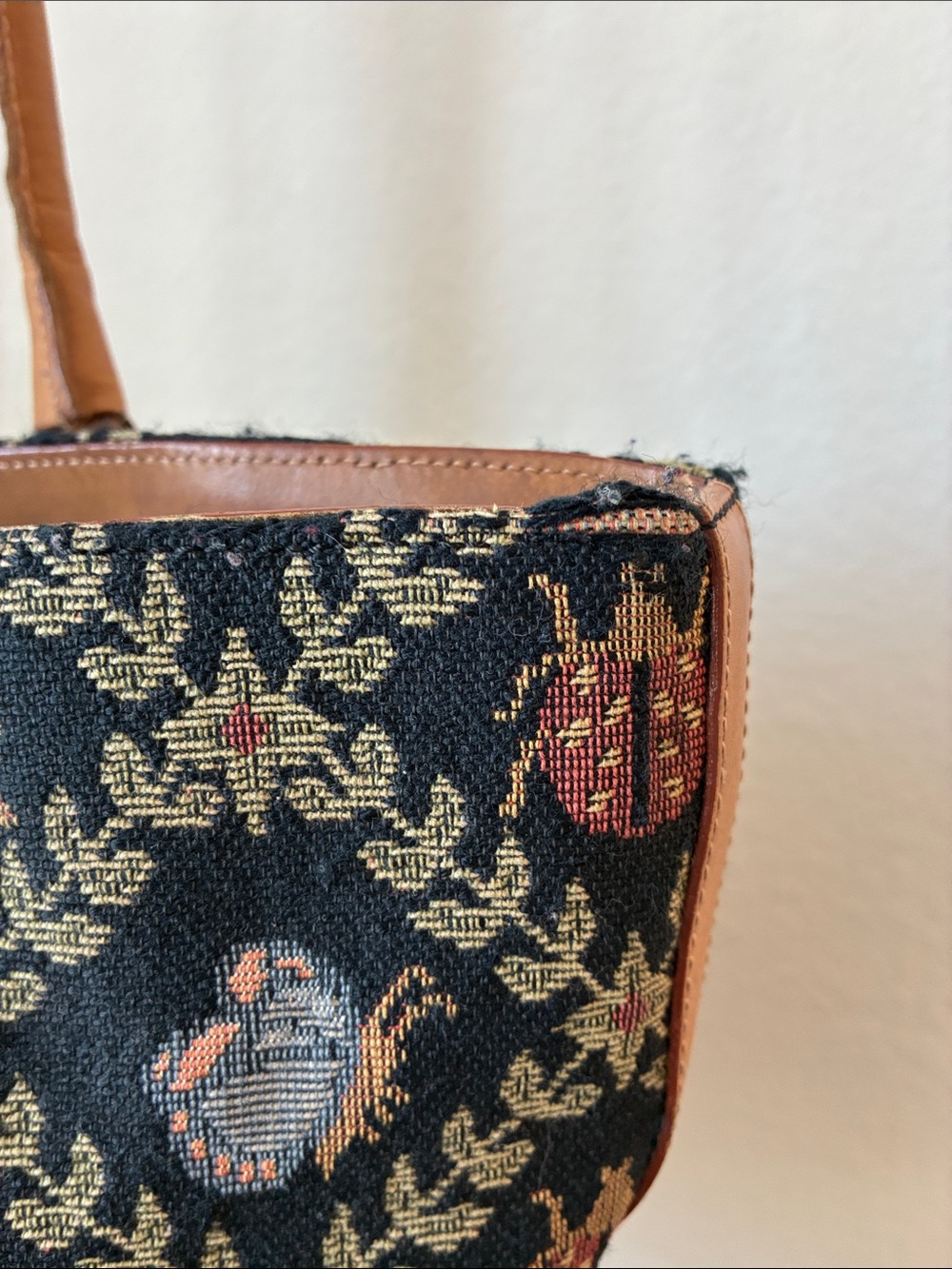 Vintage Tapestry Talbots Purse Leather Trim Butterfly Ladybug Grasshopper Insect - Picture 6 of 6